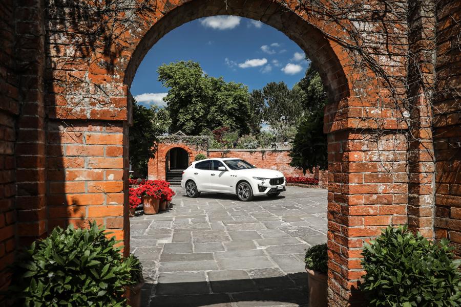 Maserati Levante S Q4 GranSport 2018 года  (фото 20 из 59)